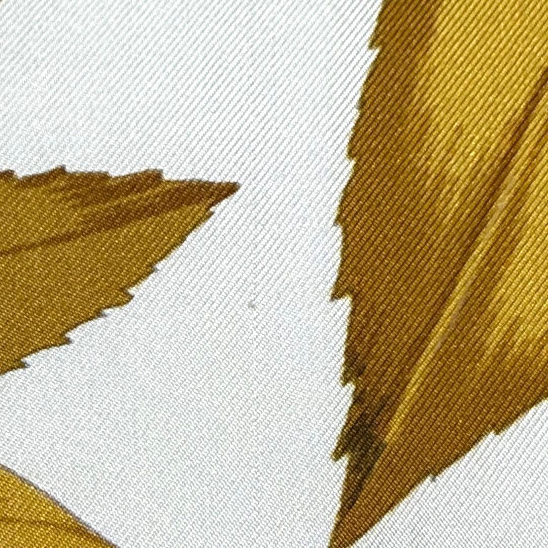 エルメス HERMES スカーフ　カレ90 ヘラスの花　【クリーニング済み】