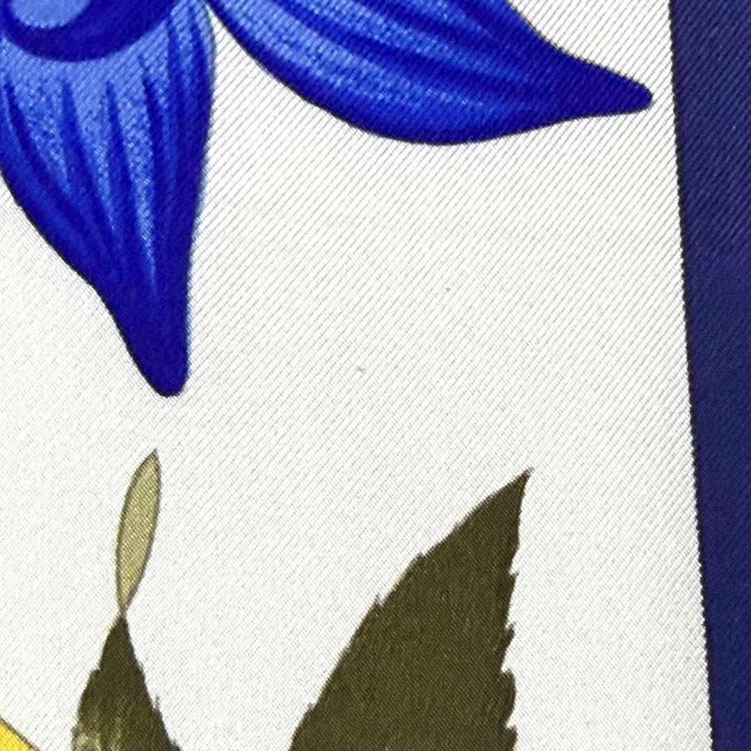 エルメス HERMES スカーフ　カレ90 ヘラスの花　【クリーニング済み】