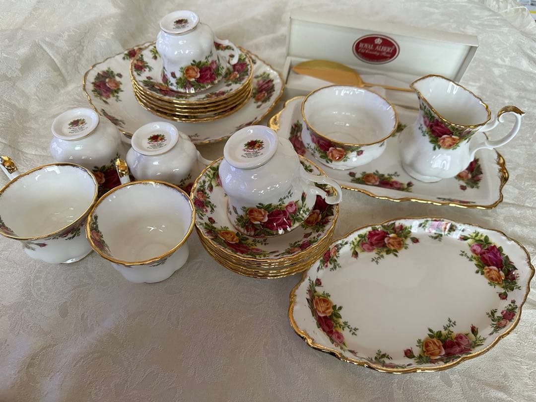 ロイヤルアルバートオールドカントリーローズ