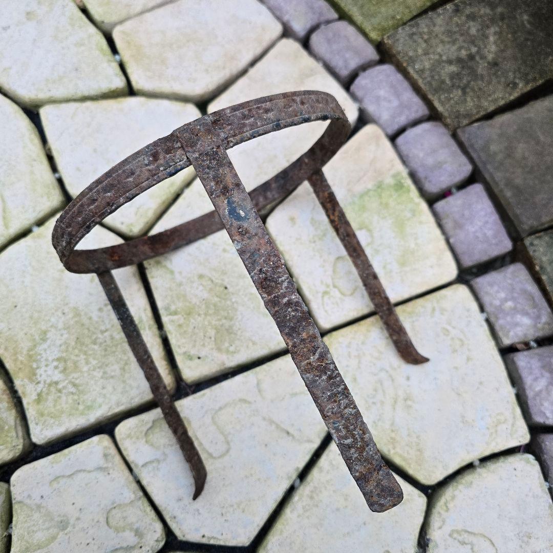 28年ぐらい前の耳付きアンフォラ壺鉢とオリジナルアイアンスタンドになります໒꒱·