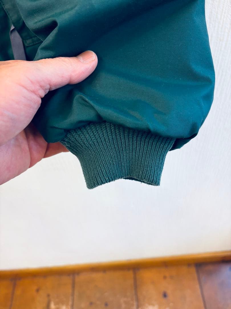 な*と様 Patagonia グリーン ジップアップブルゾン