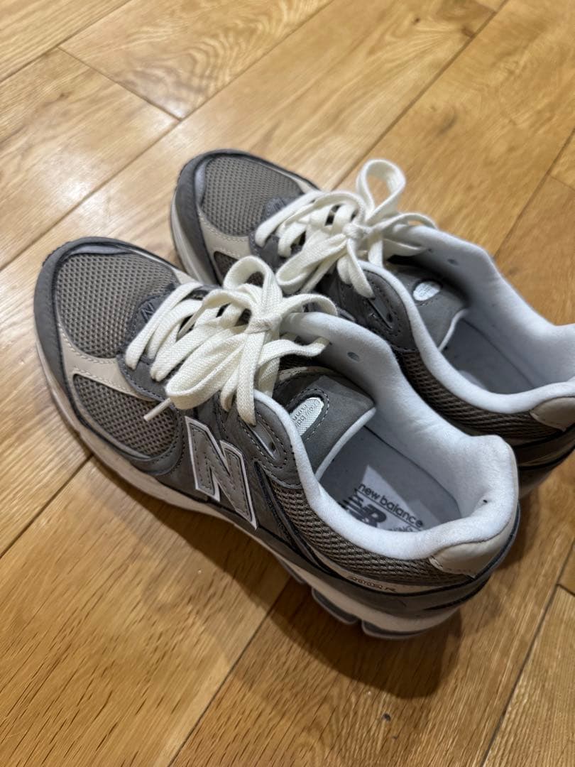 美品　new balance 2002r 24㎝