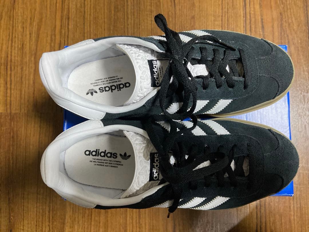 【土日限定お値下げ】adidas ガゼルボールド　23.5cm