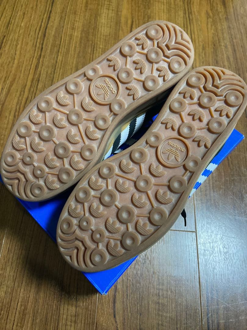 【土日限定お値下げ】adidas ガゼルボールド　23.5cm