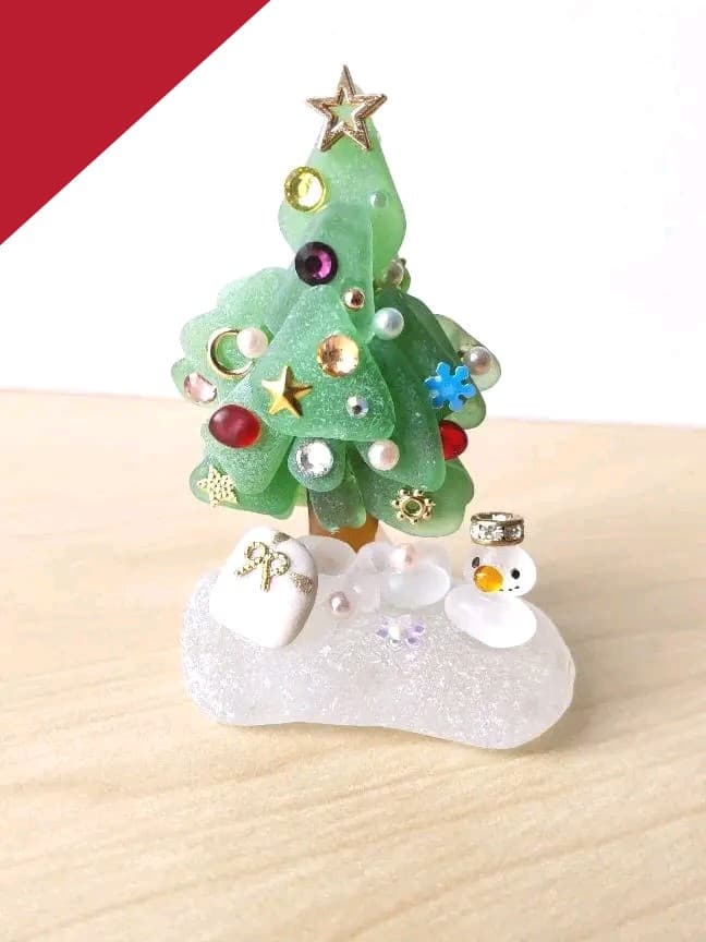 シーグラスアート　ミニ立体アート　クリスマスツリー　フィギュア　ミニチュア
