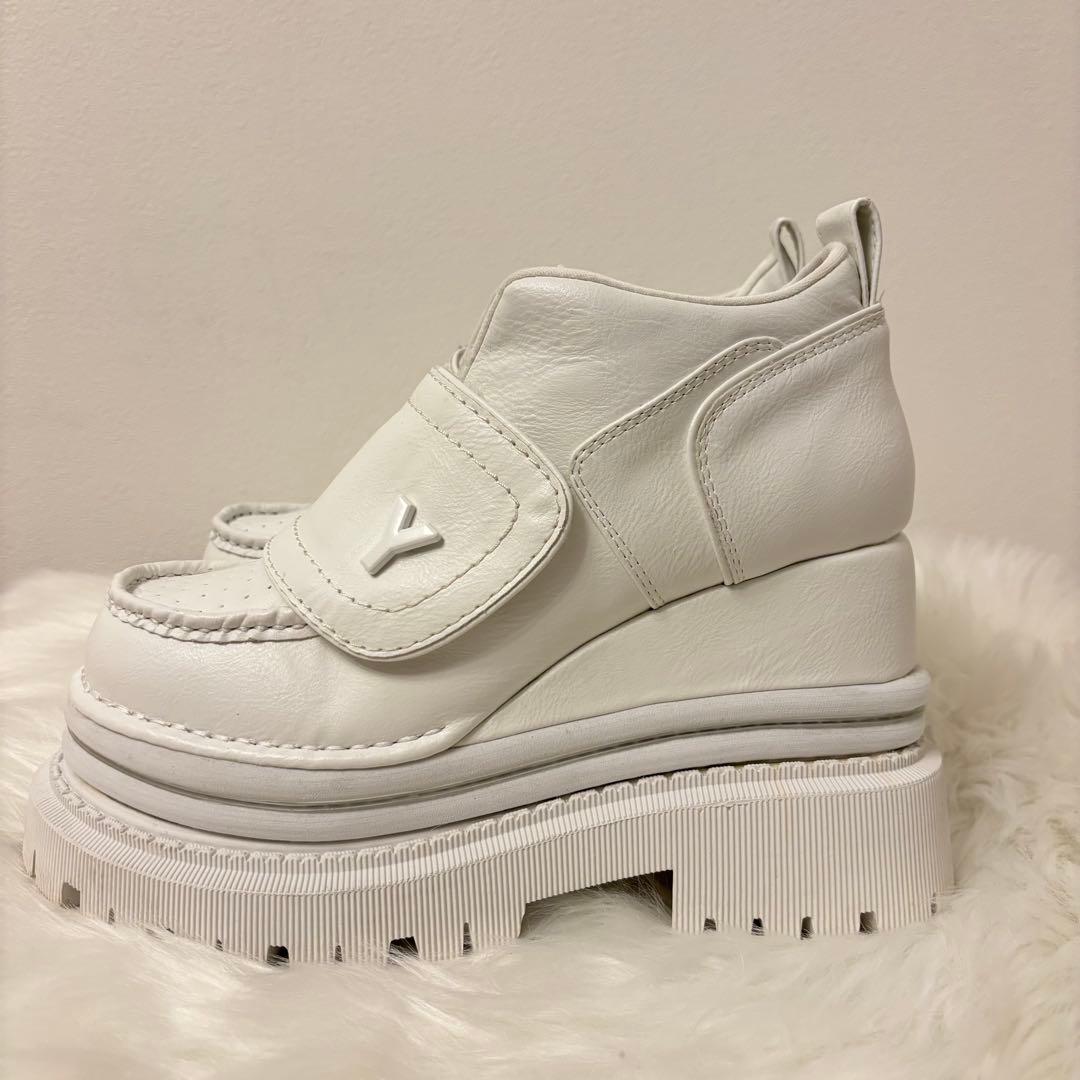 極美品☆yellow 厚底 スニーカー ホワイト レザー トラックソール L