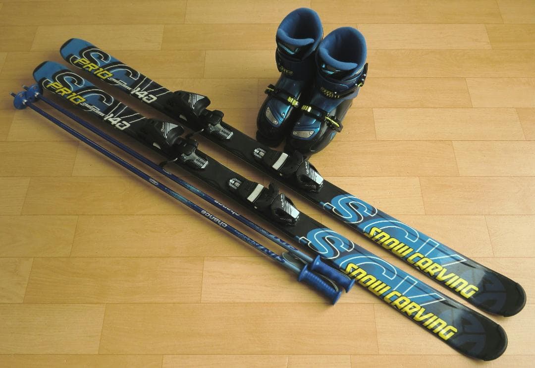 ■■送料無料■CARVING■子供用スキーセット■140/24■WAX■