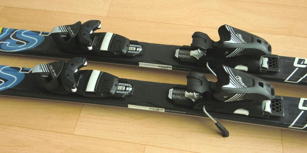 ■■送料無料■CARVING■子供用スキーセット■140/24■WAX■