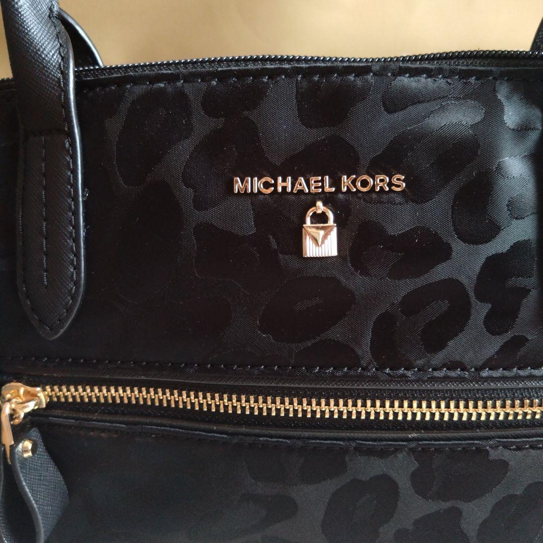 新品未使用 MICHAEL KORS バッグ