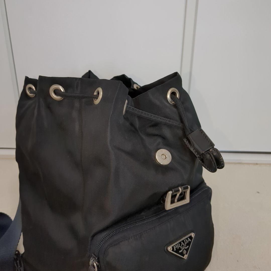 美品 PRADA リュック ブラック 三角ロゴ テスートナイロン レザー