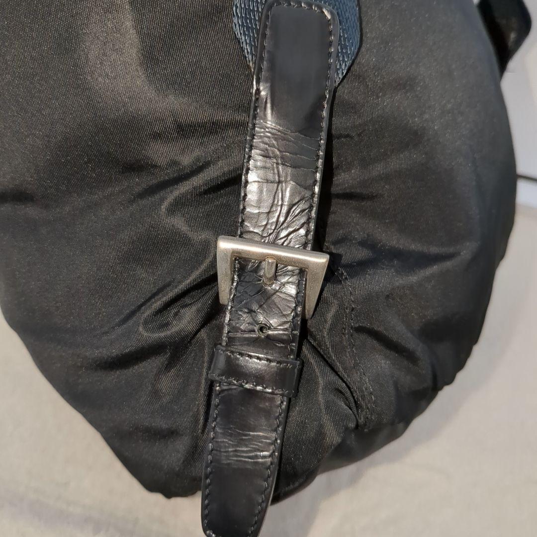 美品 PRADA リュック ブラック 三角ロゴ テスートナイロン レザー