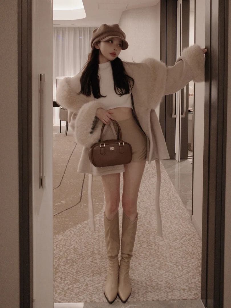 新品タグ付 ダーリッチ ウエストベルトプリンセスラインコート FL ベージュ