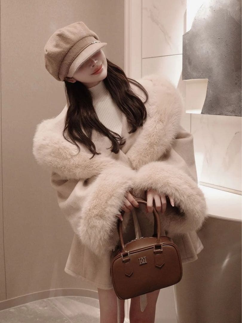 新品タグ付 ダーリッチ ウエストベルトプリンセスラインコート FL ベージュ