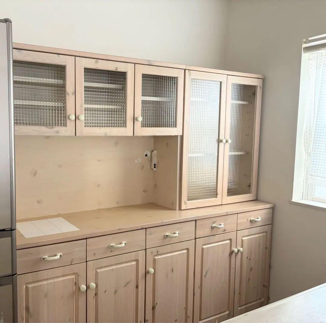 [左側］北欧パイン無垢材 フレンチカントリー 食器棚 カップボード たのメル便