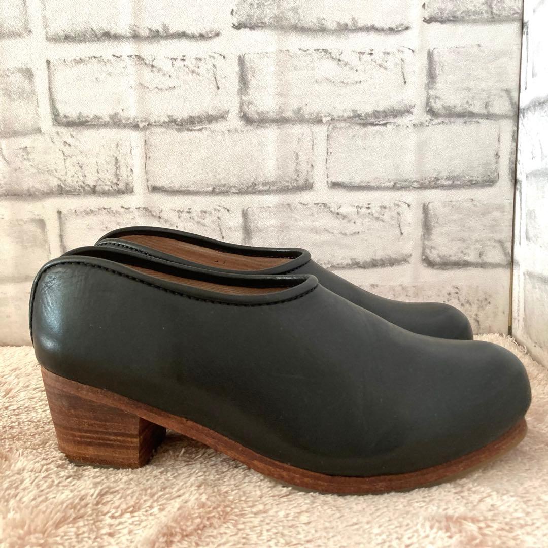 [土日限定][極美品] hcubuch フーブ　はまぐりがた　カウレザーシューズ