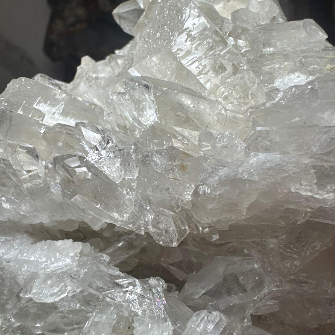 お値打ち　高品質　ブラジル産　水晶クラスター　透明度あり