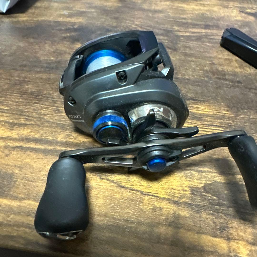 シマノ ２０ SLX DC 70XG RIGHT（右）