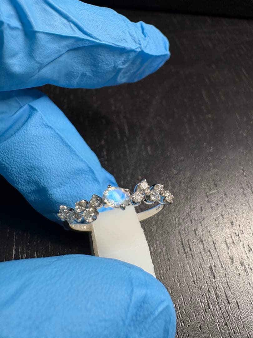 プラチナpt ムーンストーンリング ６月誕生石