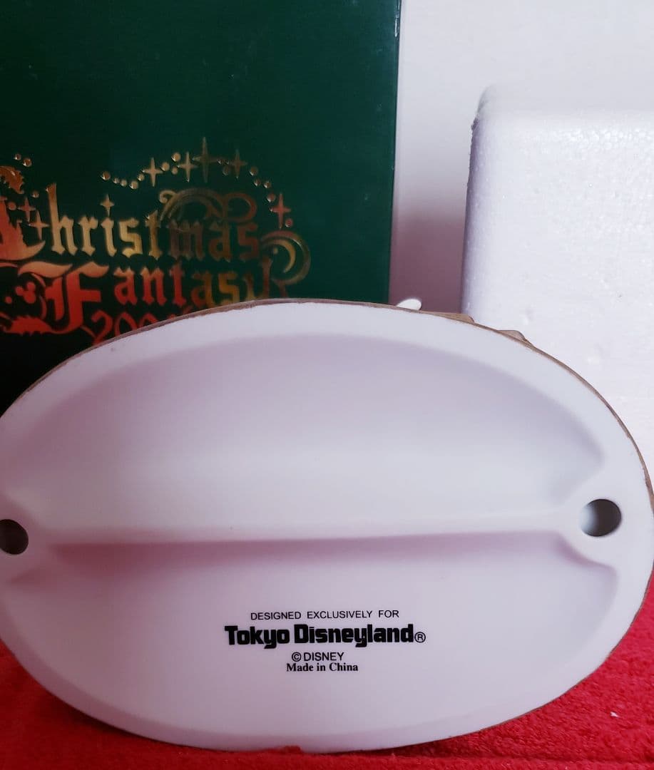 ディズニーランドフィギュア　陶器置物　2000年　クリスマス   フィギュア