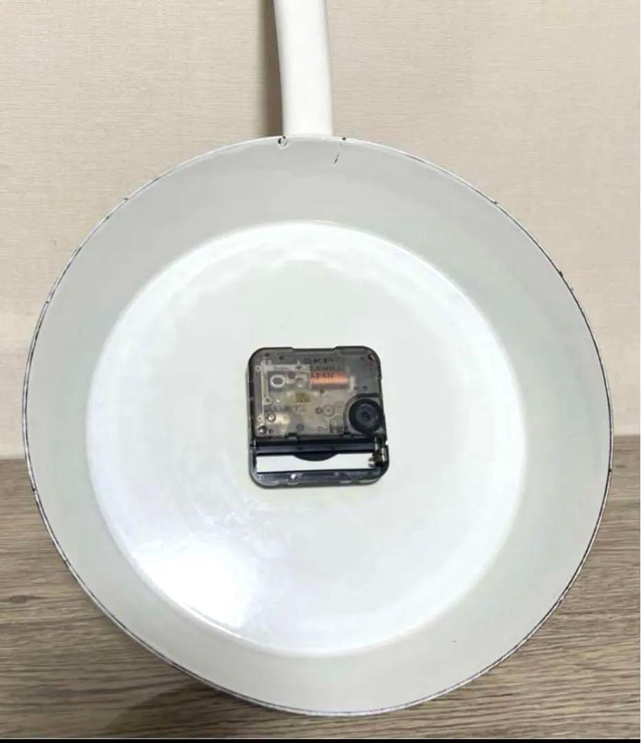 【希少レア】　イマン　ポワージュ❤️フライパン型　壁掛時計