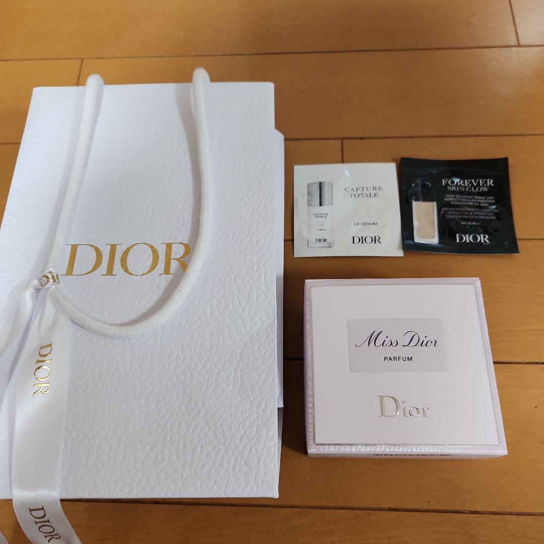 TOMPY新品&ミスディオール オードゥパルファン 50ml