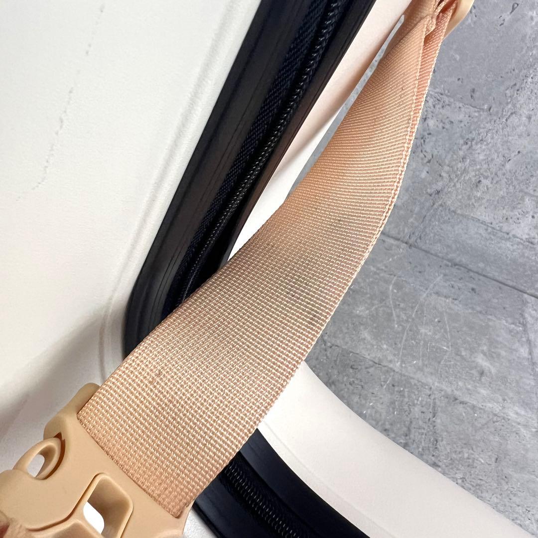 子供が乗れるキャリーケース　キッズトラベルキャリーケース ４輪 ダイヤルロック