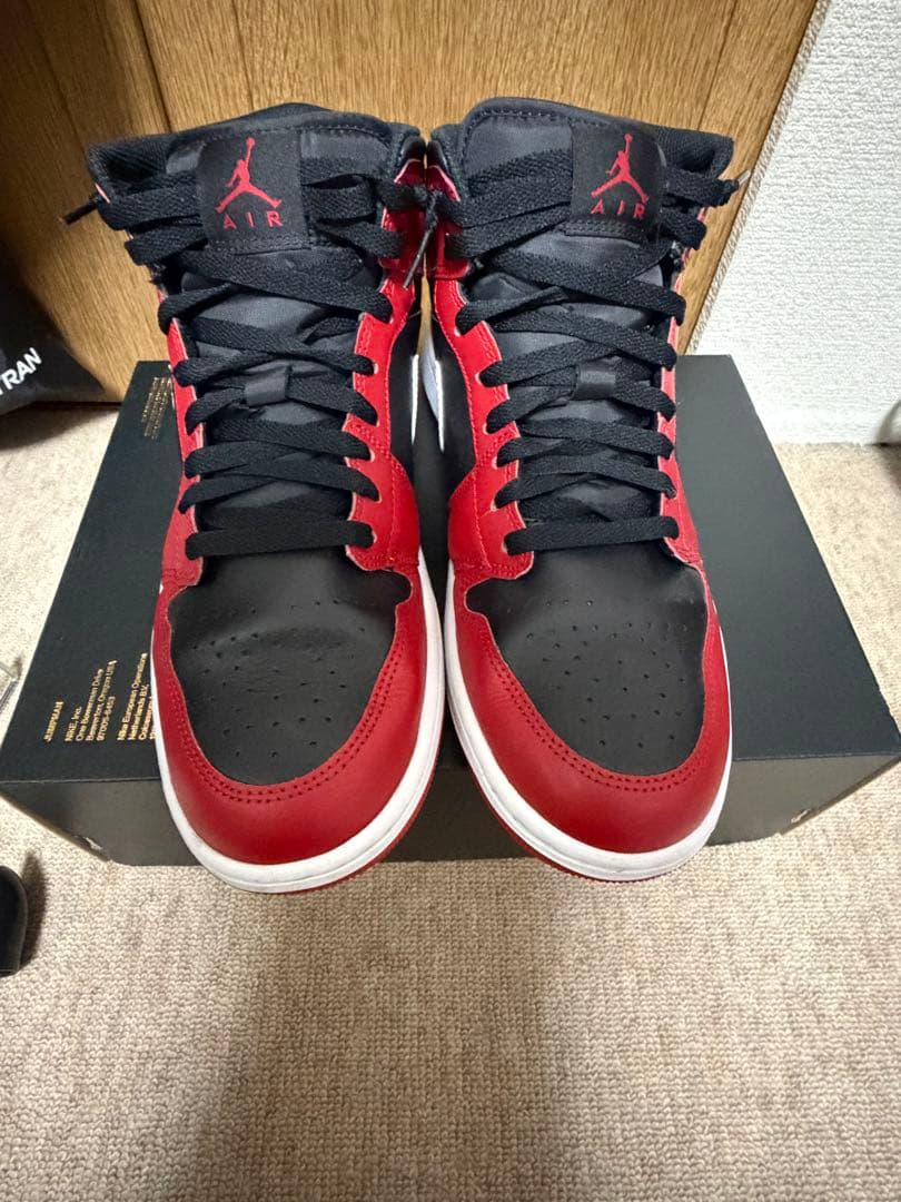 Nike Air Jordan 1 レッド/ブラック/ホワイト