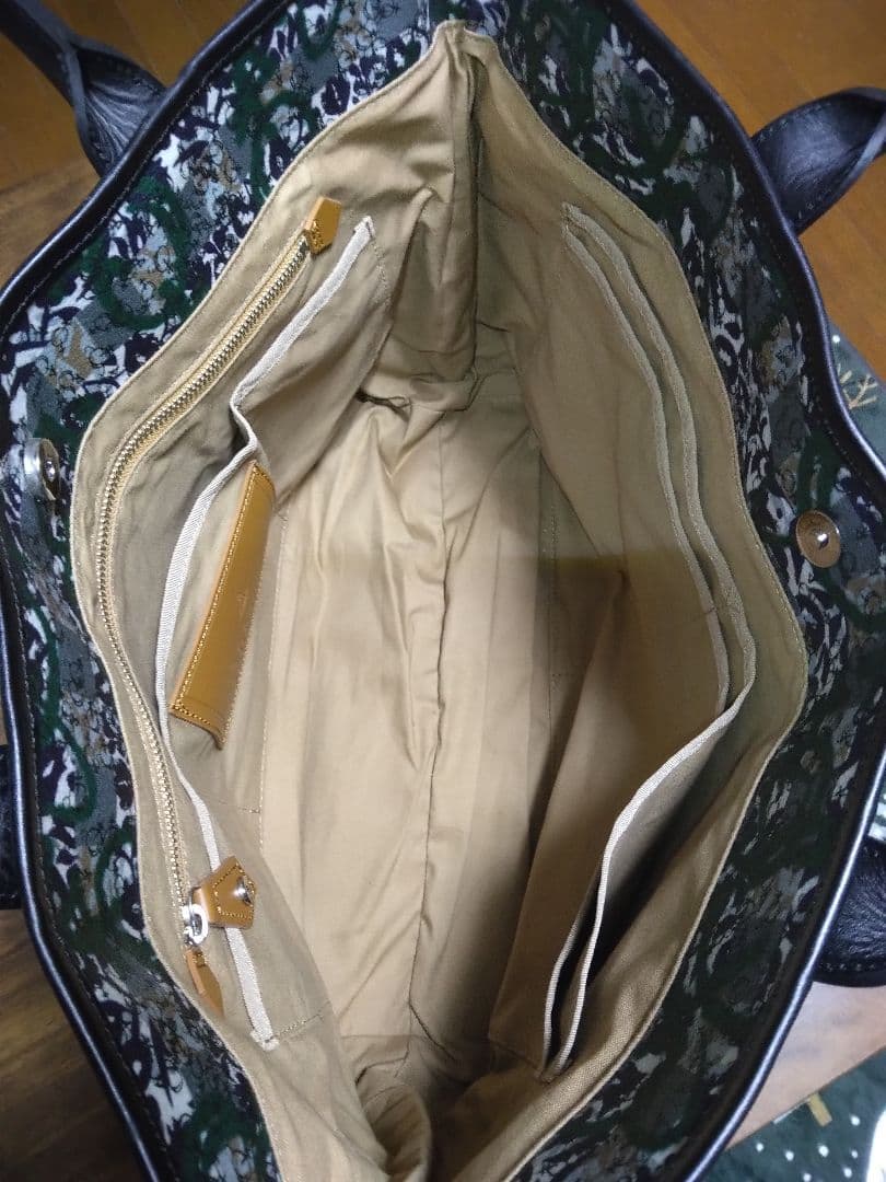 Vivienne Westwood 日本製トートバッグ