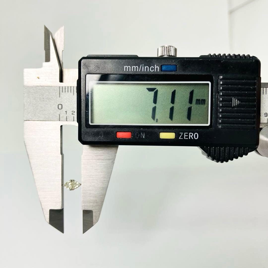 Pt900 トライアングルカット 天然ダイヤモンド ピアス D: 0.410ct