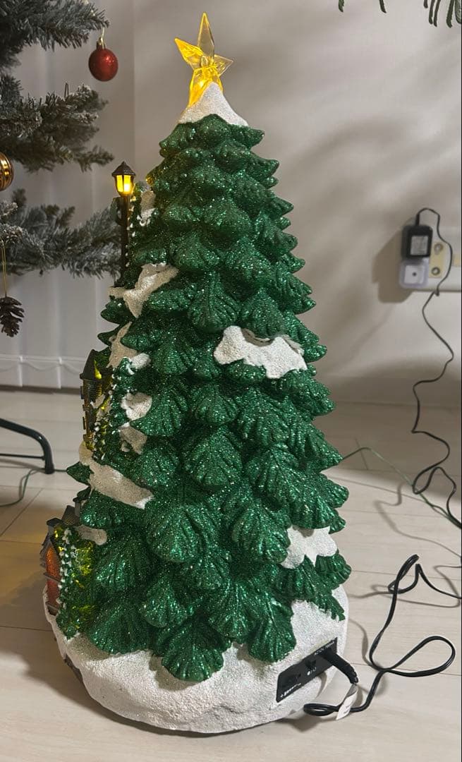 コストコ　クリスマスツリー　置物