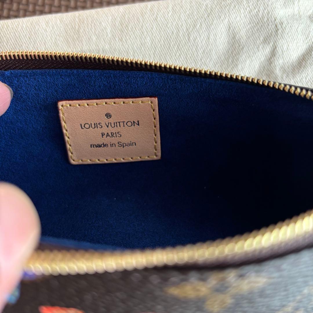 LOUIS VUITTON マルチカラー ペンケース　筆箱　ルイヴィトン