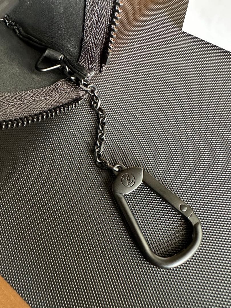 早い者勝ち‼️美品LOUISVUITTON ルイヴィトン　ケース財布出品あり