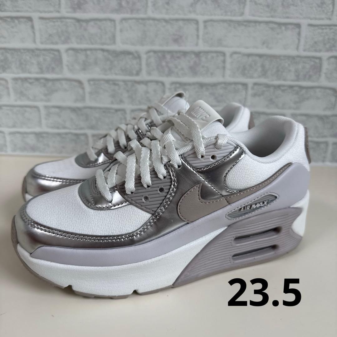 ✨新品✨ナイキ エア マックス 90 LV8 メタリックプラチナム23.5cm