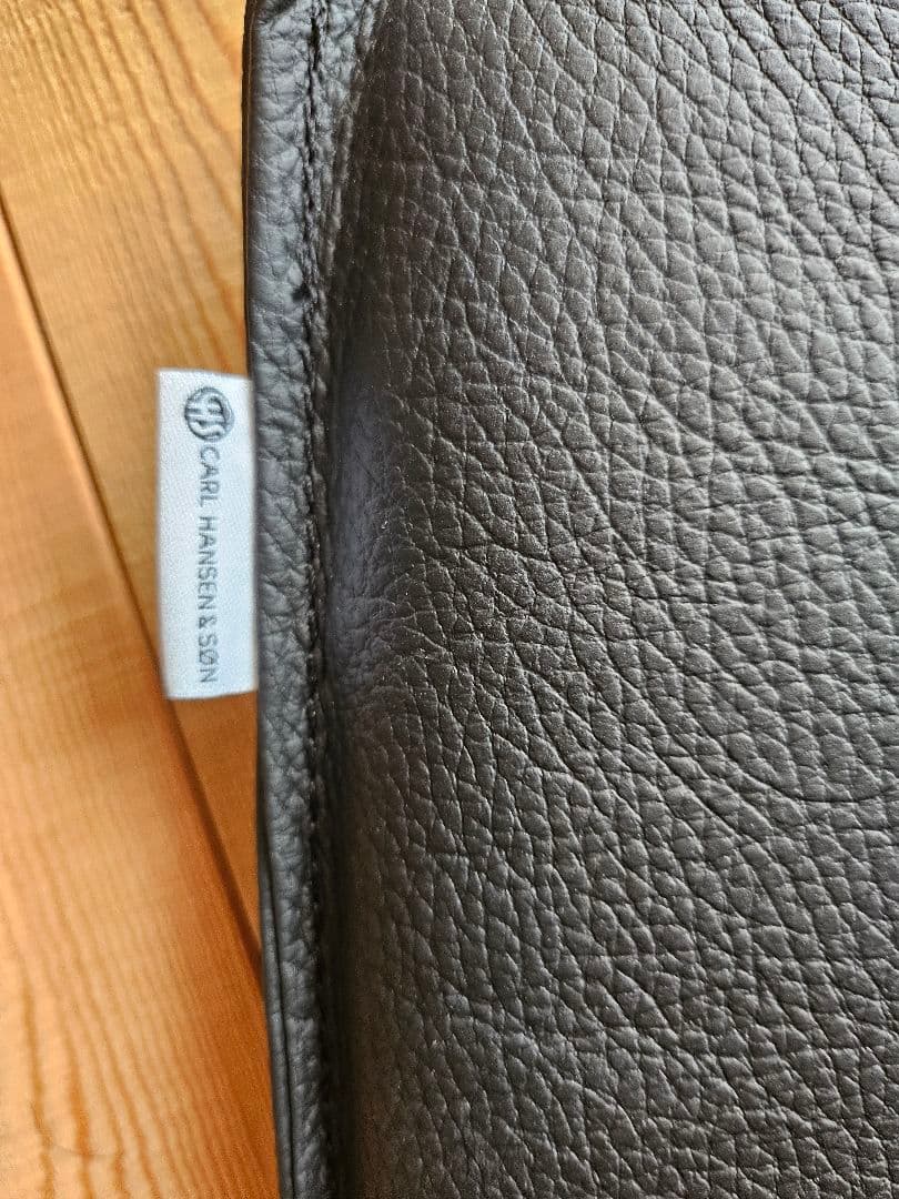 CARL HANSEN & SON ブラックレザー座布団