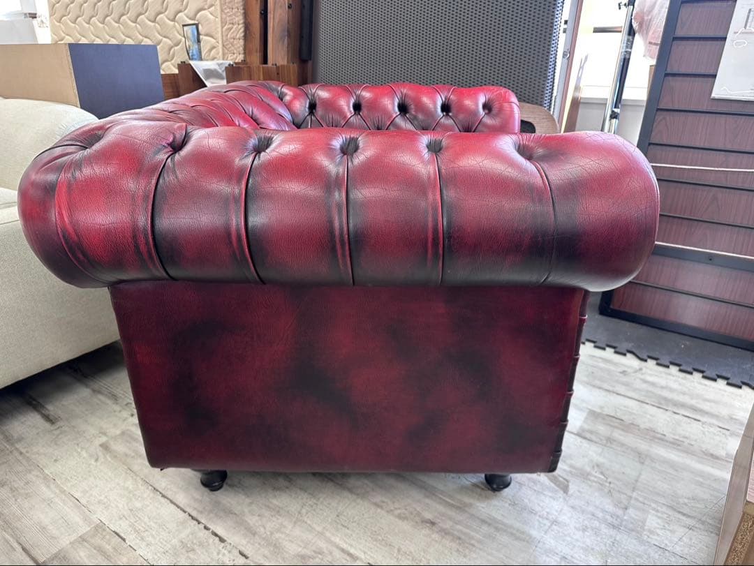 イギリスアンティーク　チェスターフィールド　1人掛けソファ