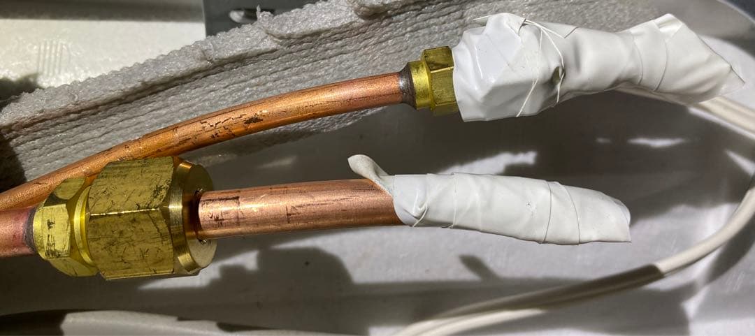 ダイキン　ルームエアコン　AN22ZFSK-W 2022年製　100V 6畳