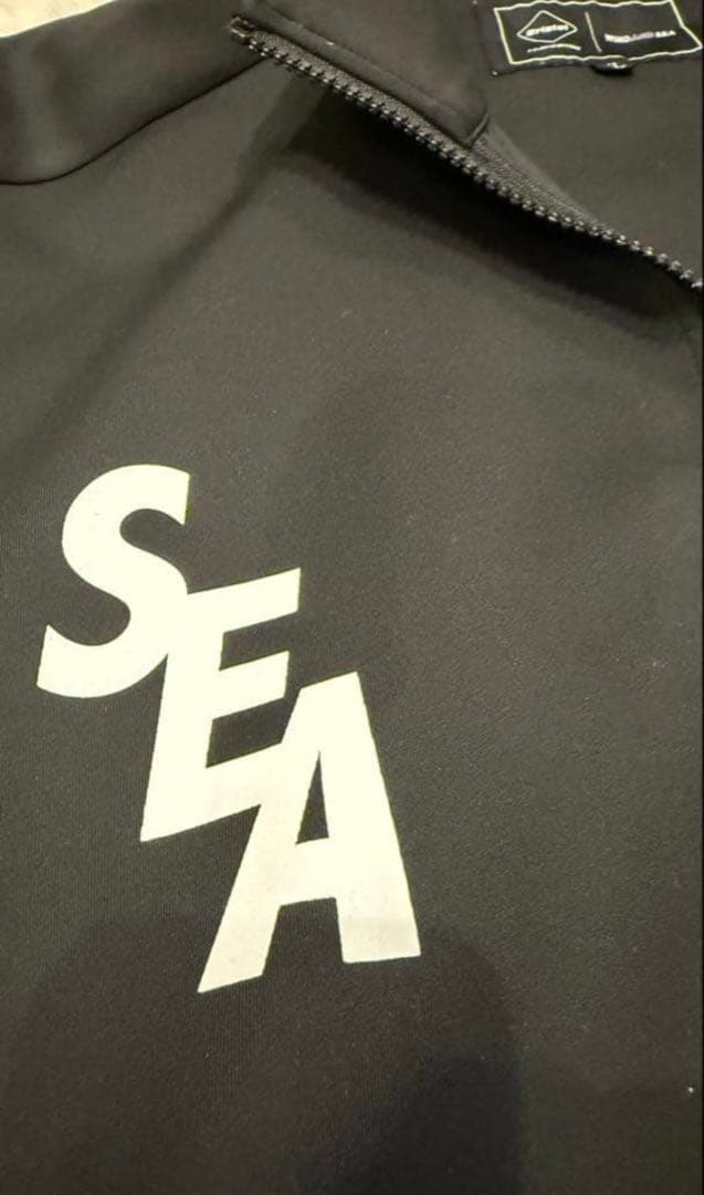 FCRB ×WIND AND SEA トラックジャケット新品　ブリストルSOPH