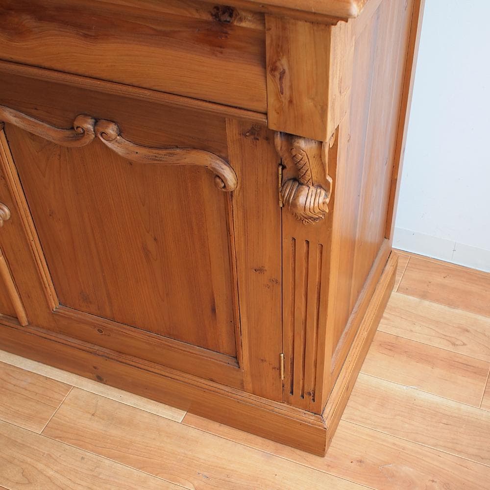 ビンテージ パイン材 カップボード 大型 キャビネット