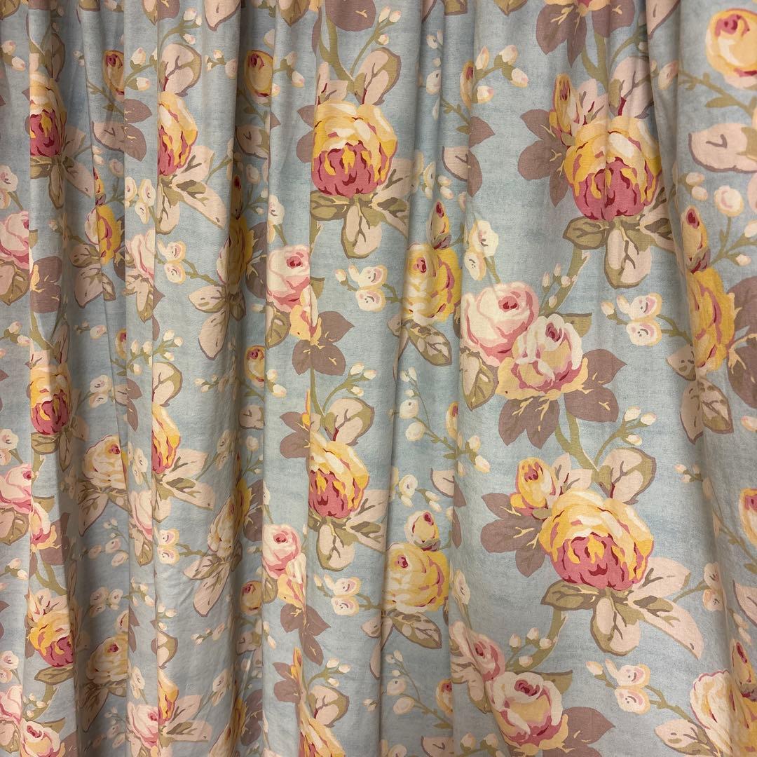 ローラアシュレイ　カーテン　オーダーメイド