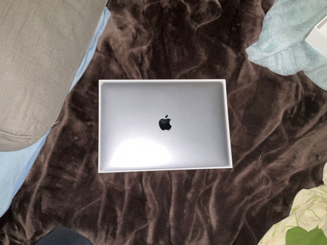 Apple MacBook 2018AIR 画面映らない