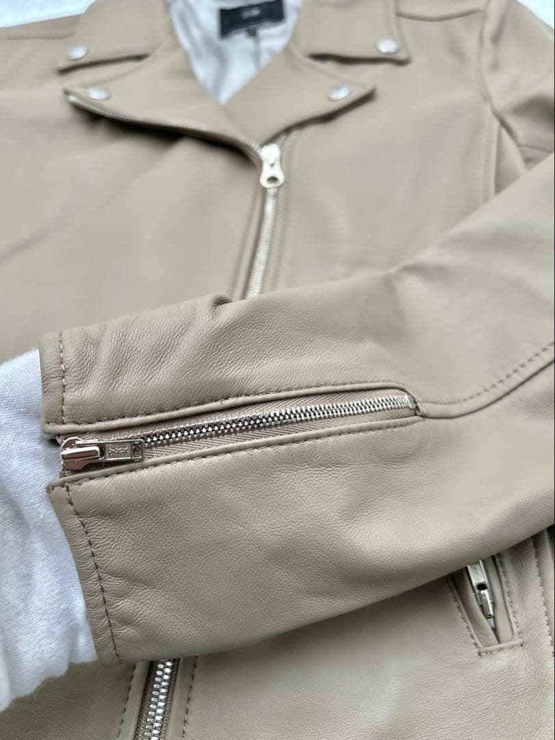 「美品」23区　レザージャケット　ダブルライダース　ラムレザー羊革　L　ベージュ