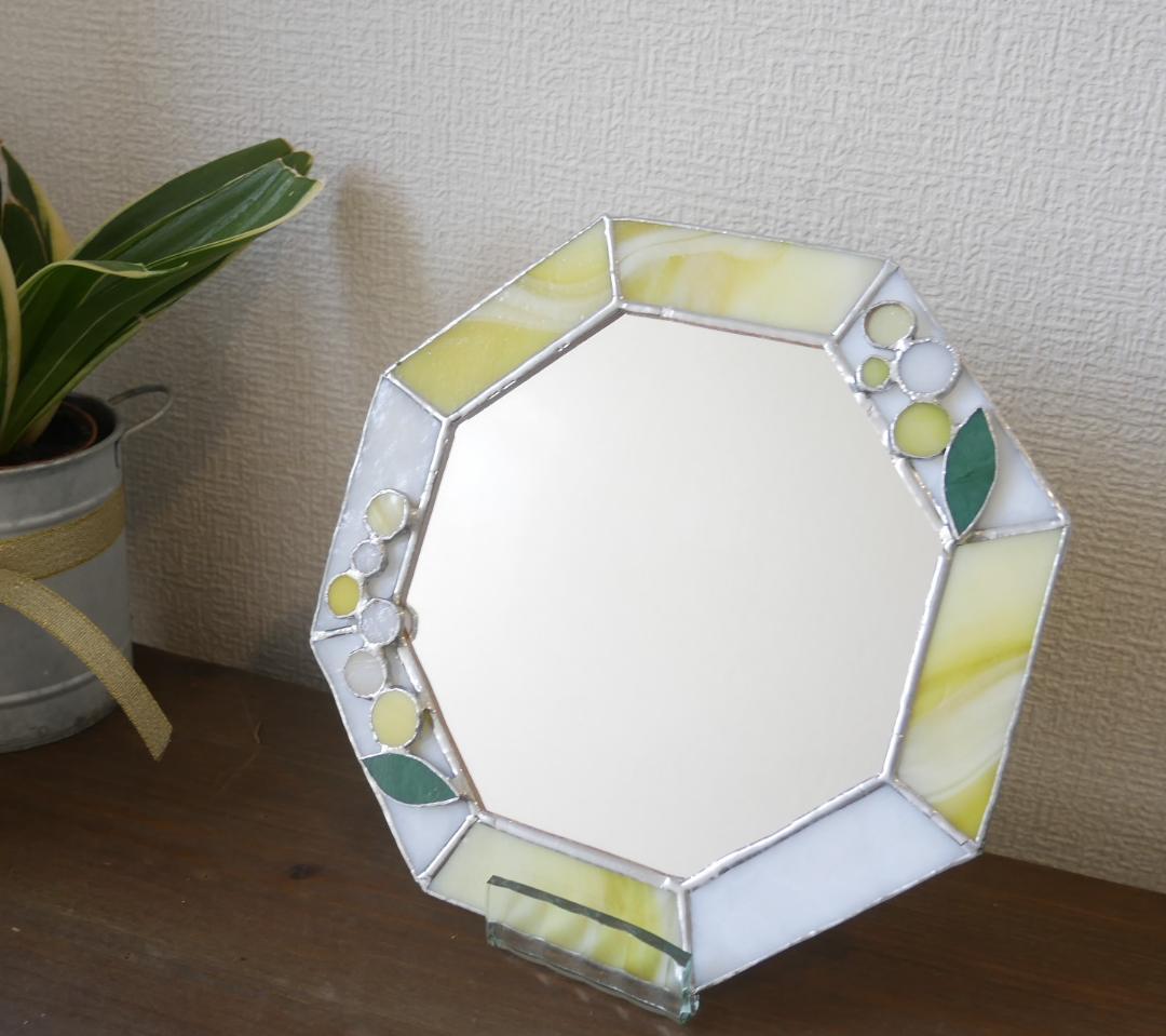 *✴︎:.。.:ミモザの八角形の鏡　(20size/Max21)　ステンドグラス
