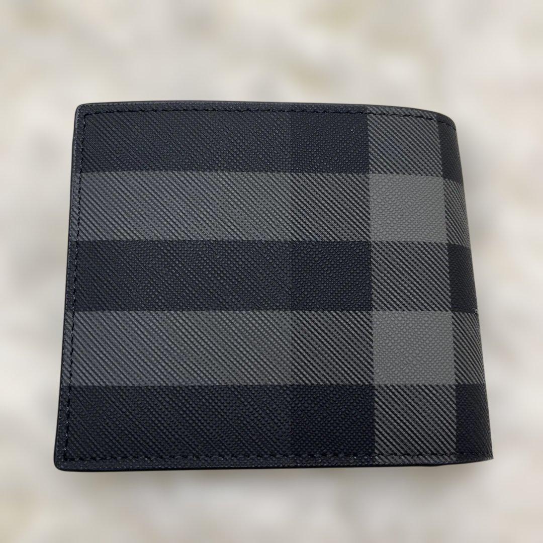 新品 BURBERRY バーバリー 二つ折り財布 チャコール　チェック 新型