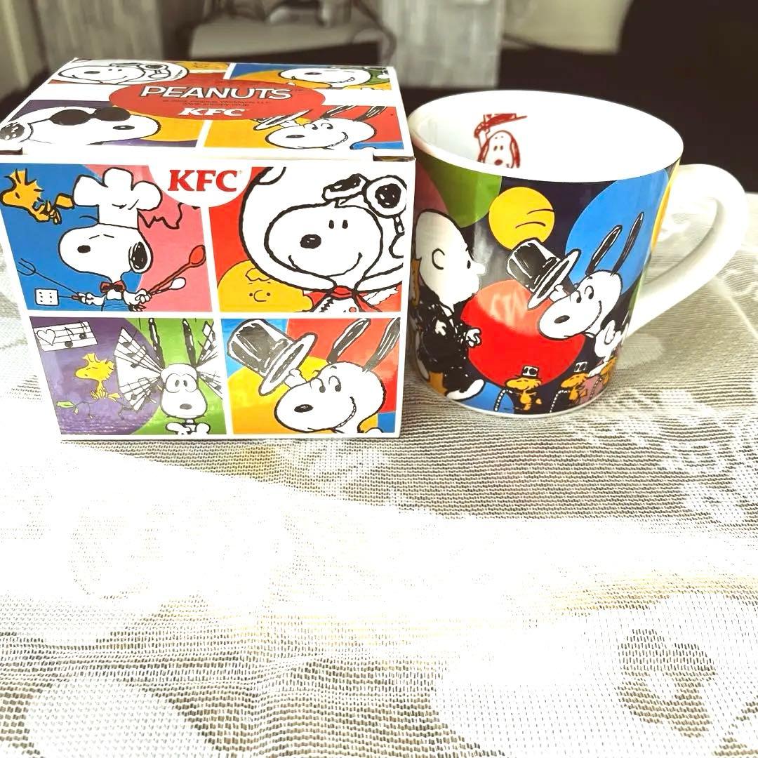新品KFCスヌーピー マグカップ　レア　ネイビー