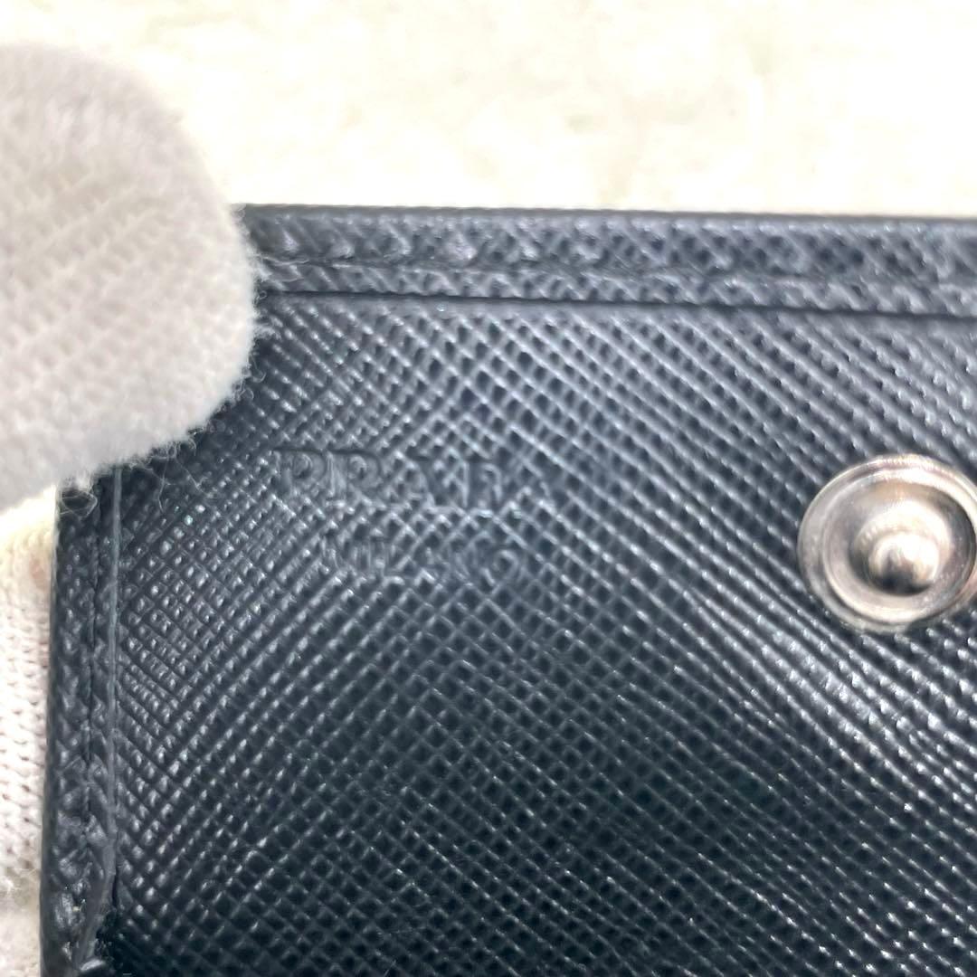 美品 PRADA プラダ ケース 三角ロゴ サフィアーノ レザー ブラック