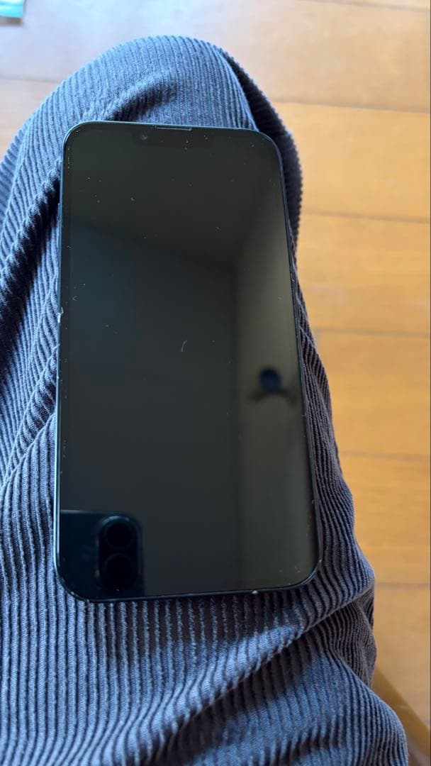 Apple iPhone 13 ミッドナイト　本体