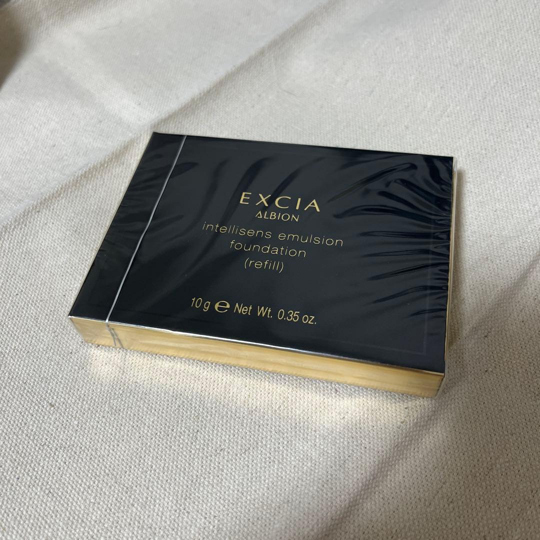 アルビオン　エクシア　アンテリサンス　エマルジョン　ファンデーション　NA200