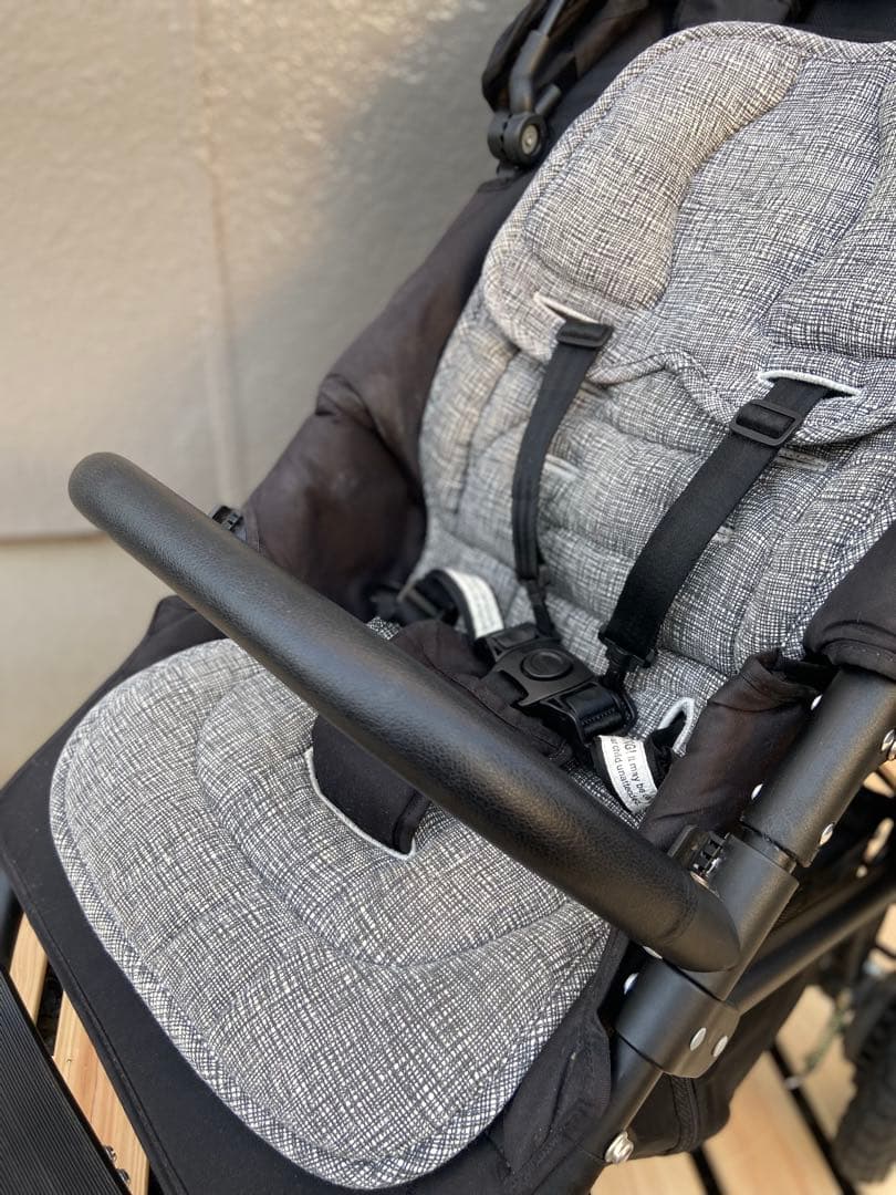 【美品】エアバギー　ココプレミア　フロムバース　アースブラック　レインカバー付