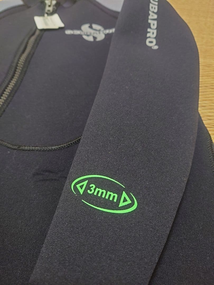 新品未使用　SCUBAPRO ウェットスーツ 3mm