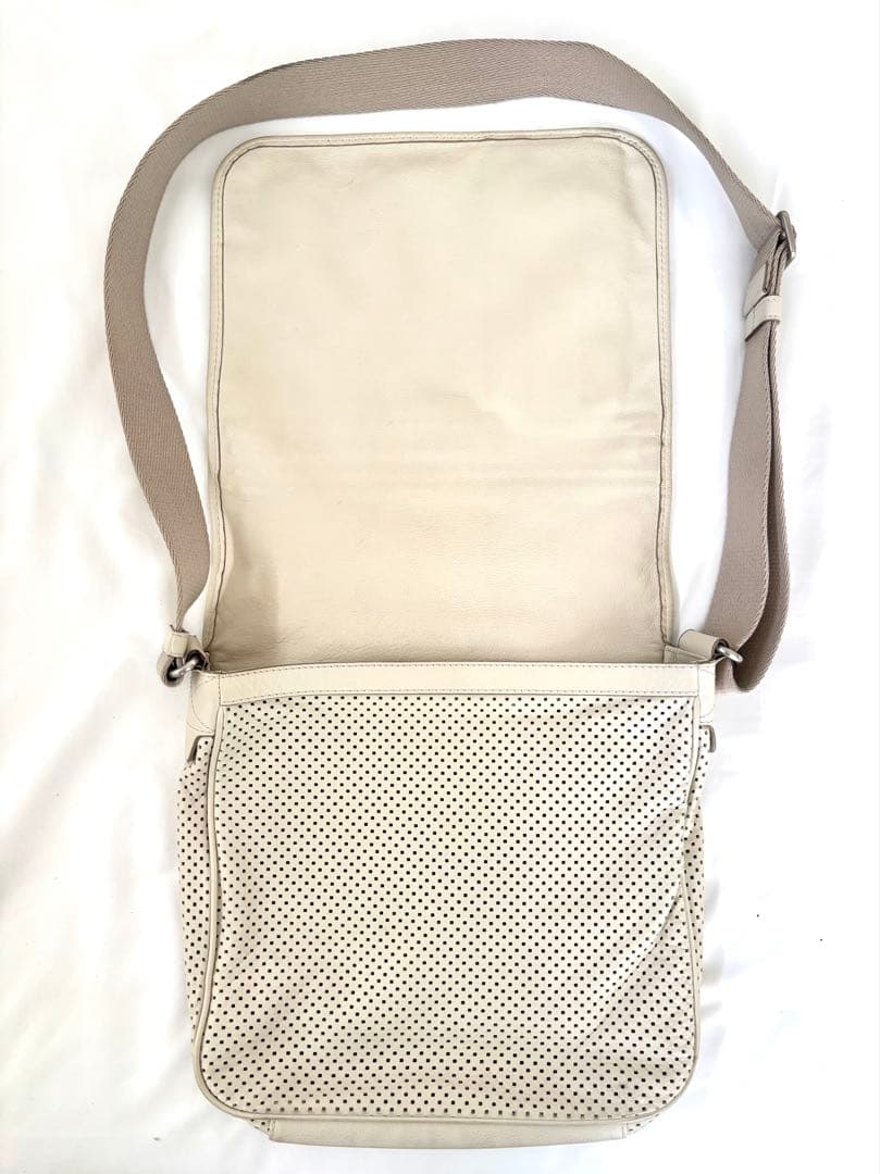 美品　BALLY メッセンジャーバッグ